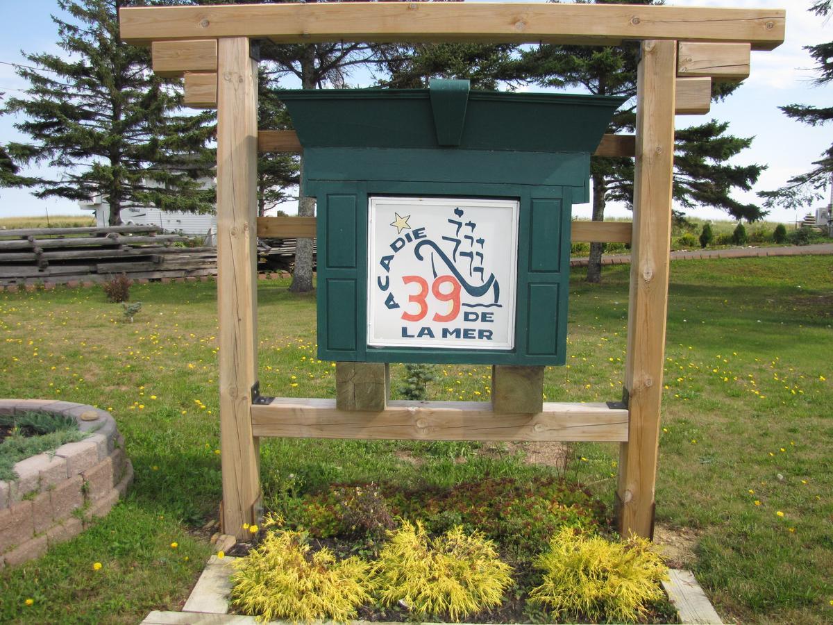 Le Phare Des Dunes Tracadie Esterno foto